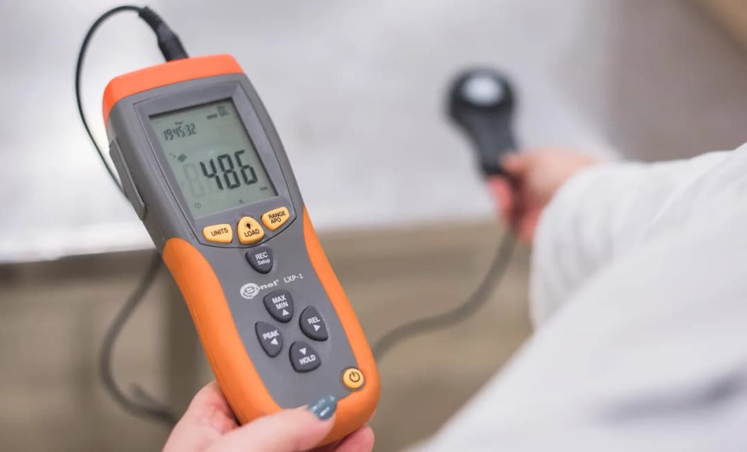 Pomiary natężenia oświetlenia w szkołach - co ile lat powinny być?