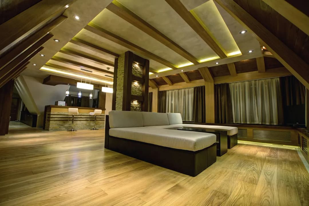 Jakie oświetlenie na poddasze wybrać, by uniknąć ciemności?